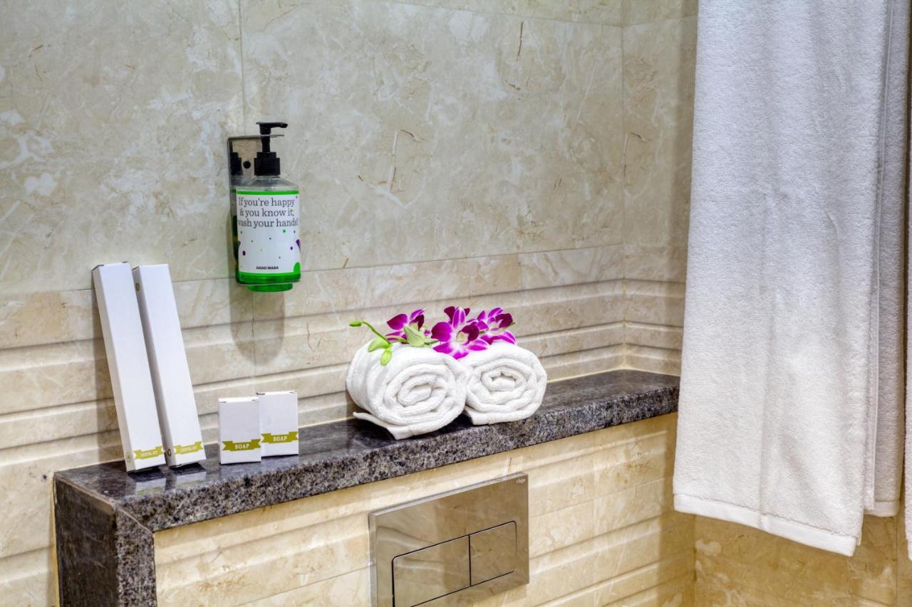 Sm Royal Stay Hotel - Near Bangalore International Airport Devanahalli Kültér fotó
