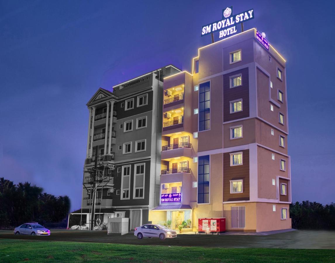 Sm Royal Stay Hotel - Near Bangalore International Airport Devanahalli Kültér fotó