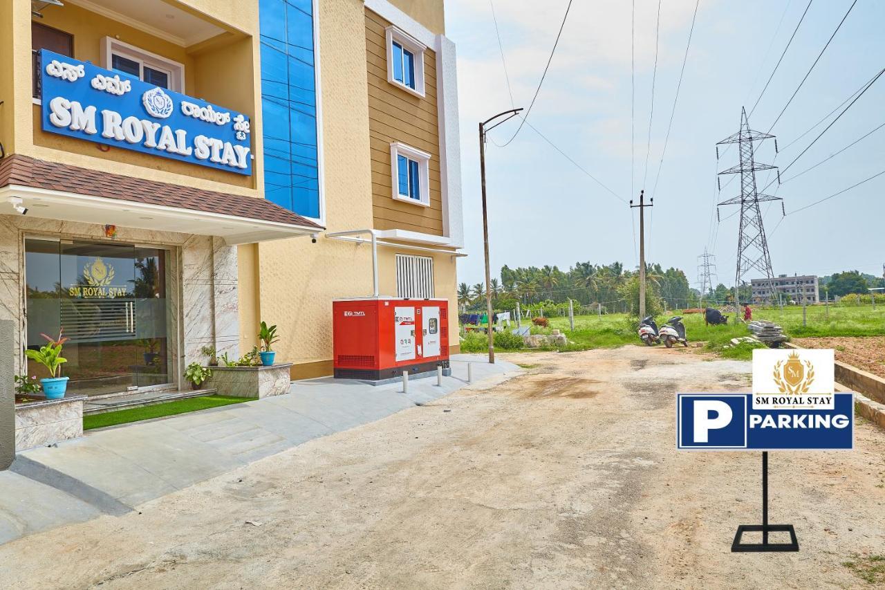 Sm Royal Stay Hotel - Near Bangalore International Airport Devanahalli Kültér fotó